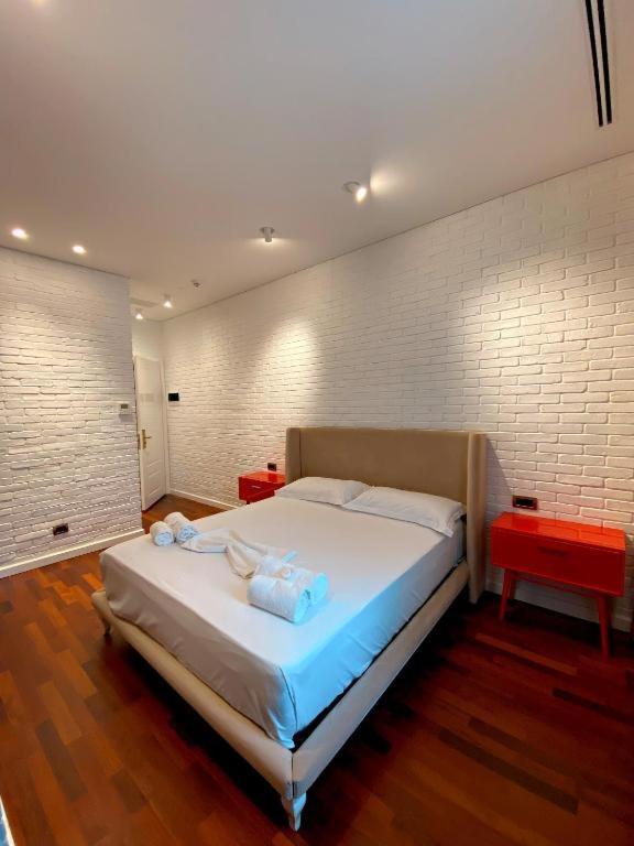 Crown Boutique Hotel Дуррес Экстерьер фото